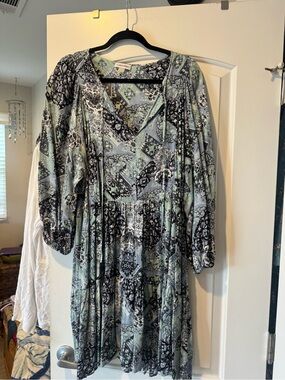 Calvin Klein Mint and Black Printed Long Sleeve Smock Dress